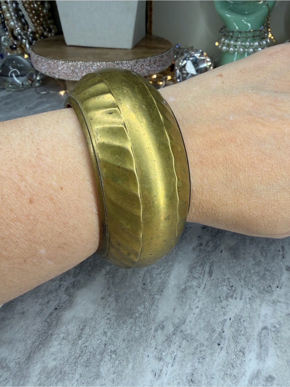 Vintage Brass Bracelet Bangle India Metal Jewelry Chunky Heavy Boho - Picture 5 of 5